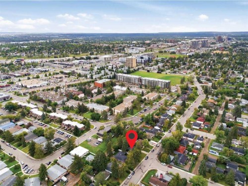 7204 5 Street Sw, Calgary, AB 