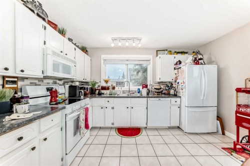 20 Deermont Way Se, Calgary, AB 