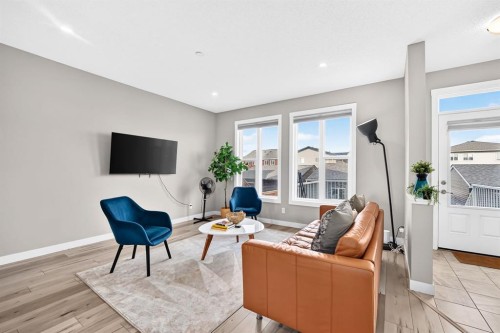 166 Howse Common Ne, Calgary, AB 