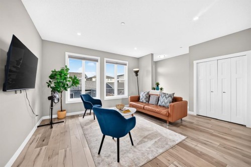 166 Howse Common Ne, Calgary, AB 