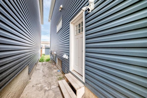 166 Howse Common Ne, Calgary, AB 