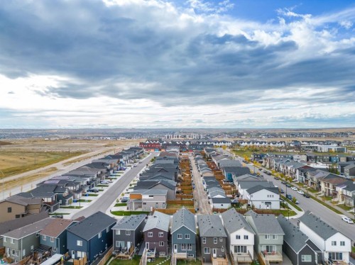 166 Howse Common Ne, Calgary, AB 