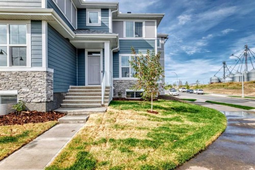 1302 Mahogany Boulevard Se, Calgary, AB 