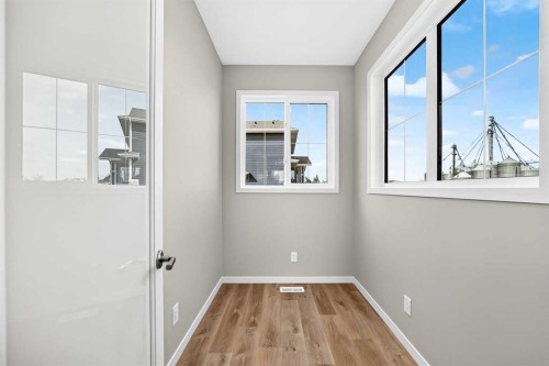 1302 Mahogany Boulevard Se, Calgary, AB 