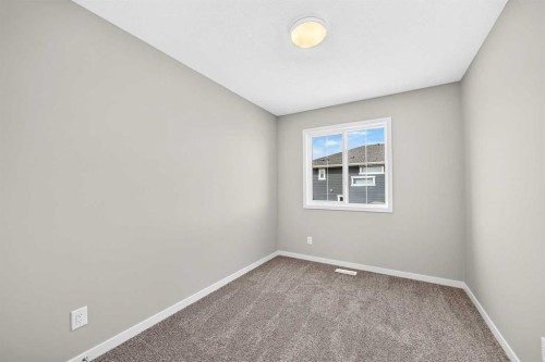 1302 Mahogany Boulevard Se, Calgary, AB 