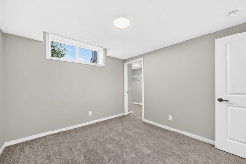 1302 Mahogany Boulevard Se, Calgary, AB 