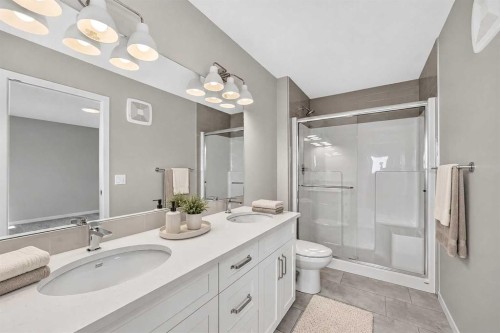 1302 Mahogany Boulevard Se, Calgary, AB 