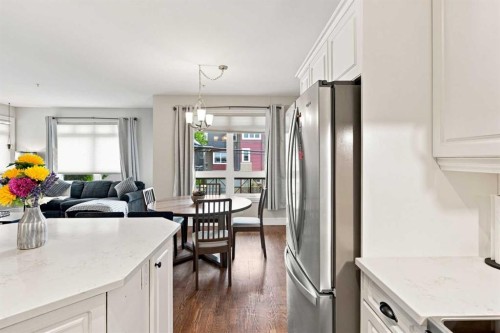 205-2 14 Street Nw, Calgary, AB 