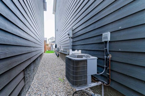 589 Masters Road Se, Calgary, AB 