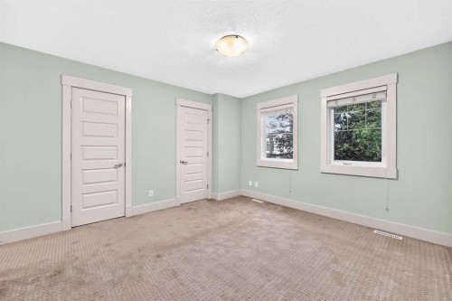2512 17A Street Nw, Calgary, AB 