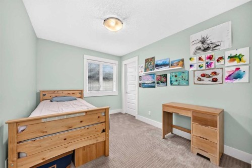 2512 17A Street Nw, Calgary, AB 