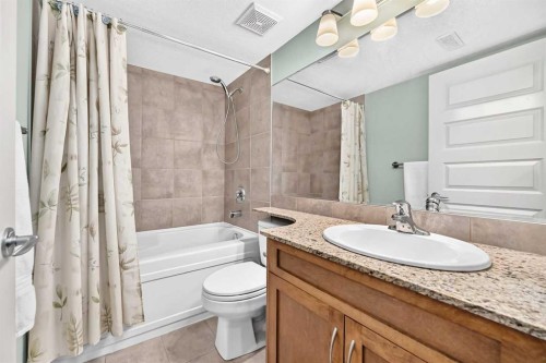 2512 17A Street Nw, Calgary, AB 