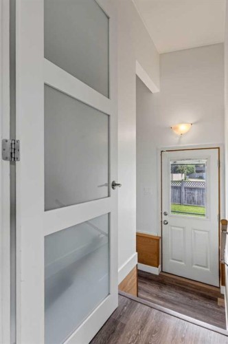 6516 Crowchild Trail Sw, Calgary, AB 