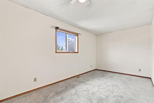 219 Coral Springs Circle Ne, Calgary, AB 