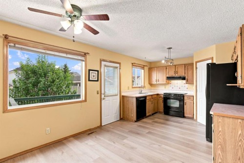 219 Coral Springs Circle Ne, Calgary, AB 