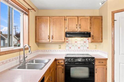 219 Coral Springs Circle Ne, Calgary, AB 