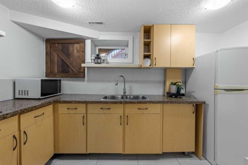 460 Parkridge Crescent Se, Calgary, AB 