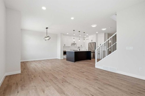 454 Kinniburgh Loop, Chestermere, AB 