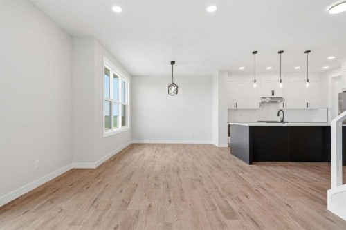 454 Kinniburgh Loop, Chestermere, AB 
