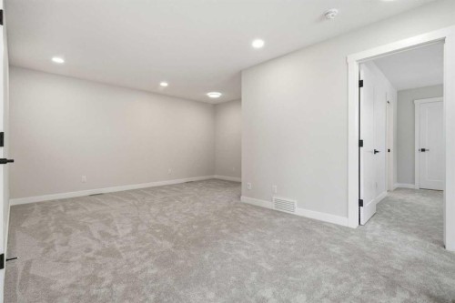 454 Kinniburgh Loop, Chestermere, AB 