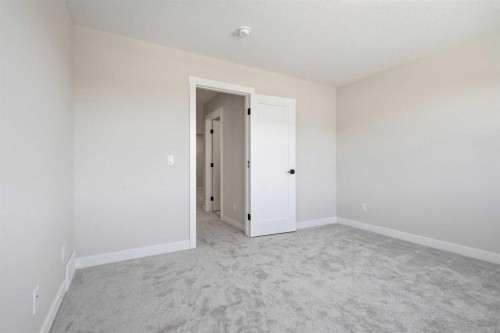 454 Kinniburgh Loop, Chestermere, AB 