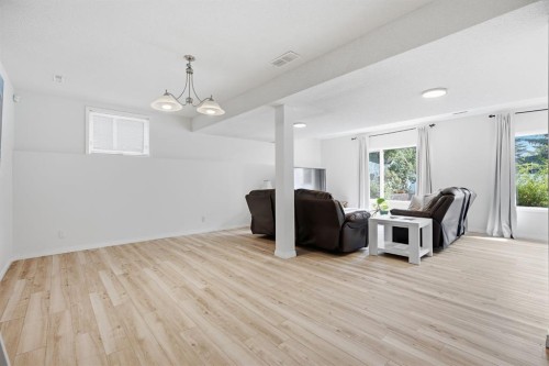 408 Hawkland Place Nw, Calgary, AB 