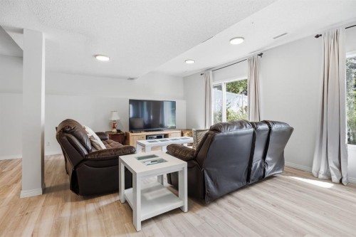 408 Hawkland Place Nw, Calgary, AB 