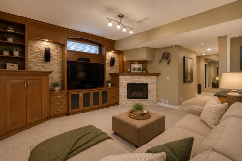 30 Discovery Ridge Gardens Sw, Calgary, AB 