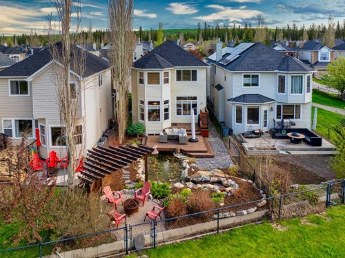 30 Discovery Ridge Gardens Sw, Calgary, AB 