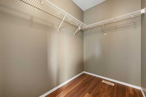 241 Elgin Gardens Se, Calgary, AB 
