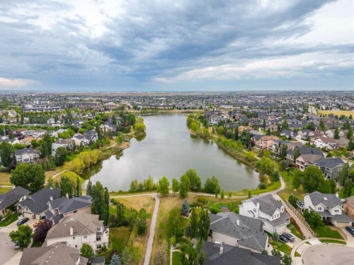 241 Elgin Gardens Se, Calgary, AB 