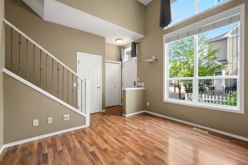 241 Elgin Gardens Se, Calgary, AB 