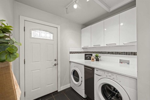 92 Chinook Drive Sw, Calgary, AB 