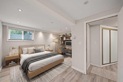 92 Chinook Drive Sw, Calgary, AB 