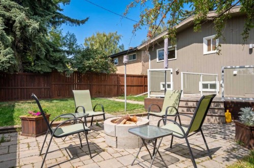 92 Chinook Drive Sw, Calgary, AB 