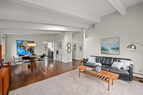 92 Chinook Drive Sw, Calgary, AB 