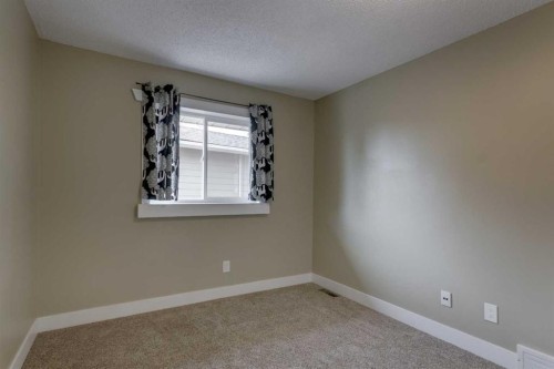 31 Deer Place Se, Calgary, AB 