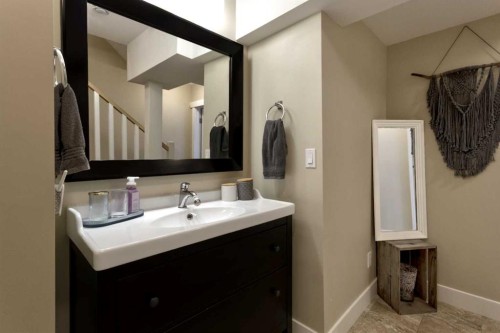 31 Deer Place Se, Calgary, AB 