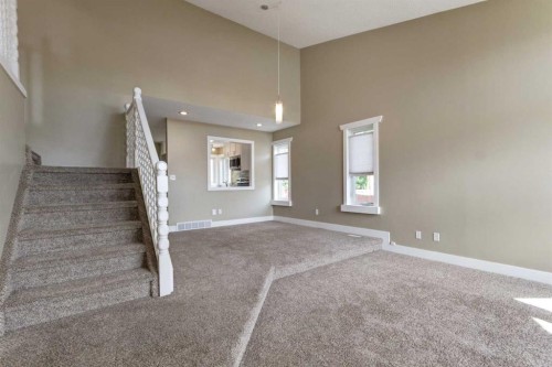 31 Deer Place Se, Calgary, AB 