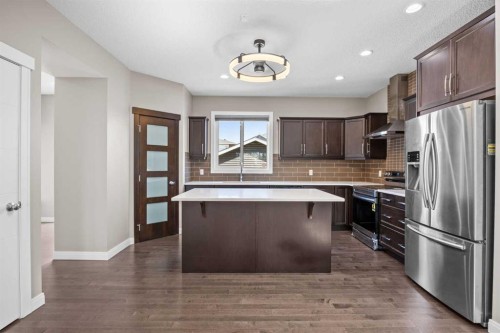 63 Redstone Gardens Ne, Calgary, AB 
