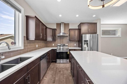 63 Redstone Gardens Ne, Calgary, AB 