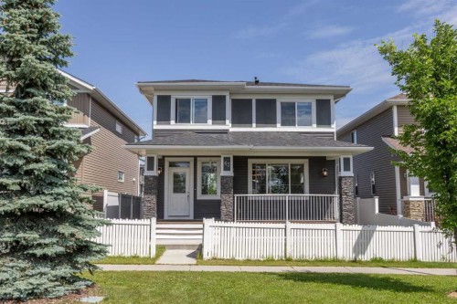 63 Redstone Gardens Ne, Calgary, AB 