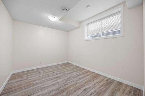 63 Redstone Gardens Ne, Calgary, AB 