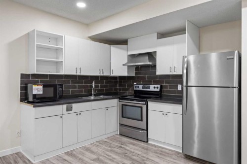 63 Redstone Gardens Ne, Calgary, AB 