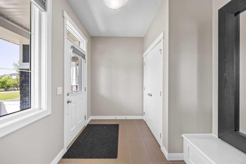 63 Redstone Gardens Ne, Calgary, AB 