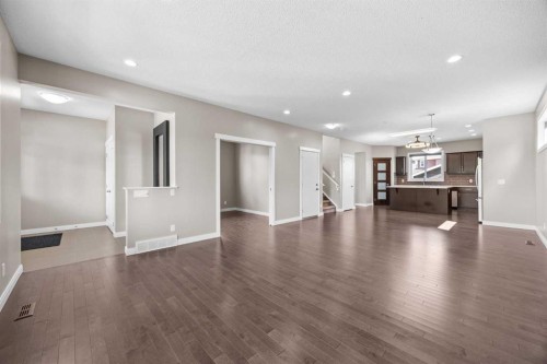 63 Redstone Gardens Ne, Calgary, AB 