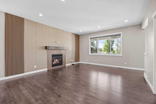 63 Redstone Gardens Ne, Calgary, AB 