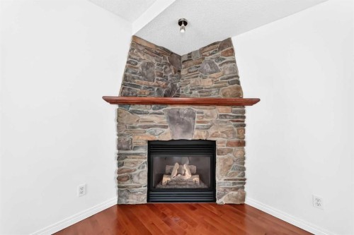 294 Cougar Plateau Way Sw, Calgary, AB 