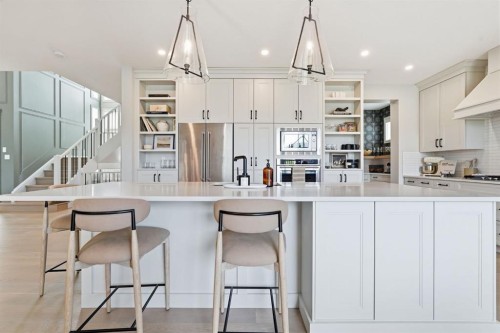 10 Legacy Woods Crescent Se, Calgary, AB 