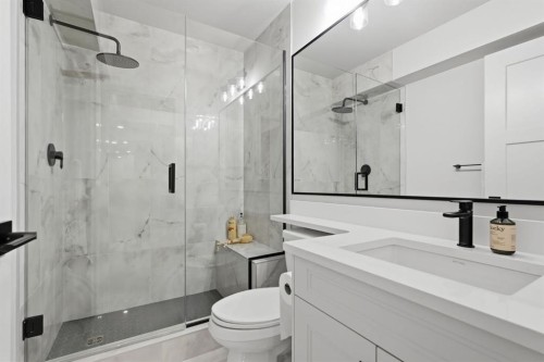 10 Legacy Woods Crescent Se, Calgary, AB 